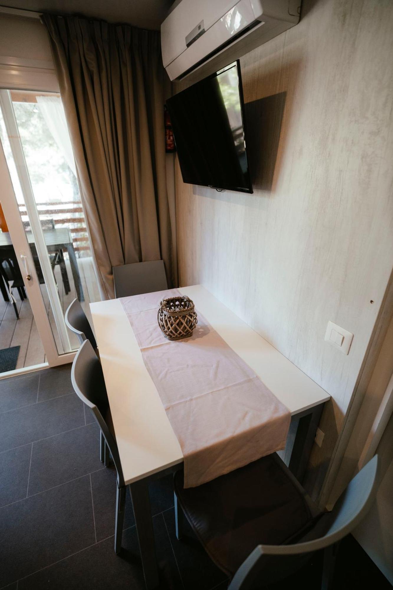 Mobile Home Amelie Drage Luaran gambar